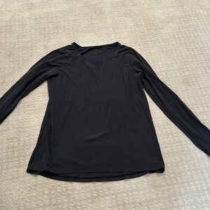 Lululemon black long sleeve